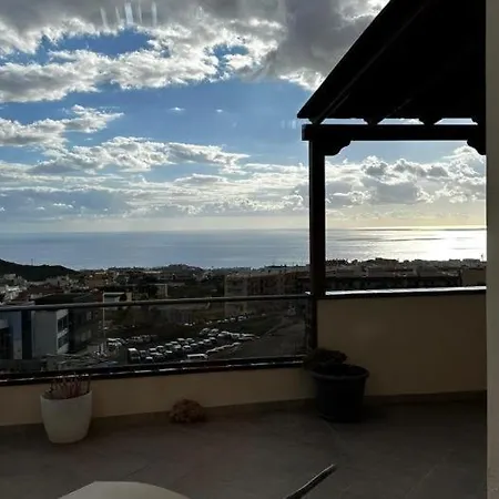 Vacacional Gara * アデヘ